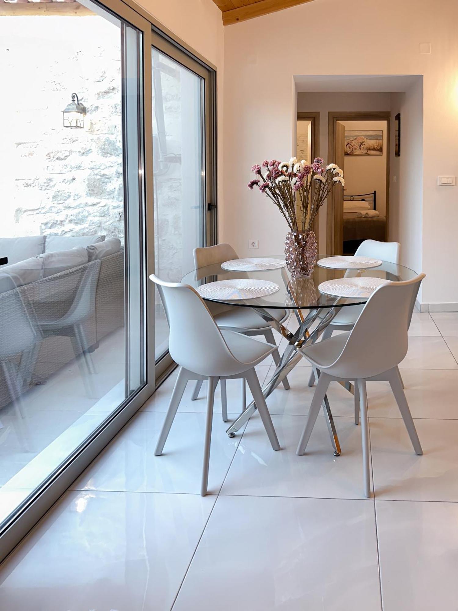 Thetis, The House * Нафплион