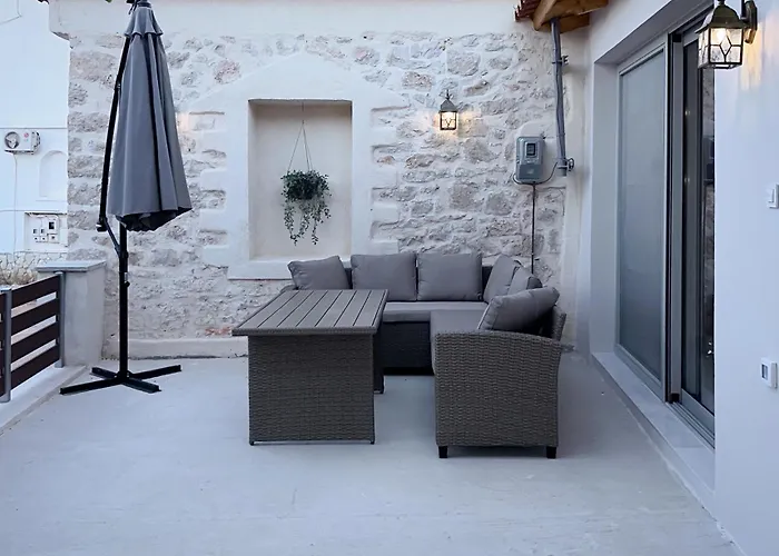 Thetis, The Beach House