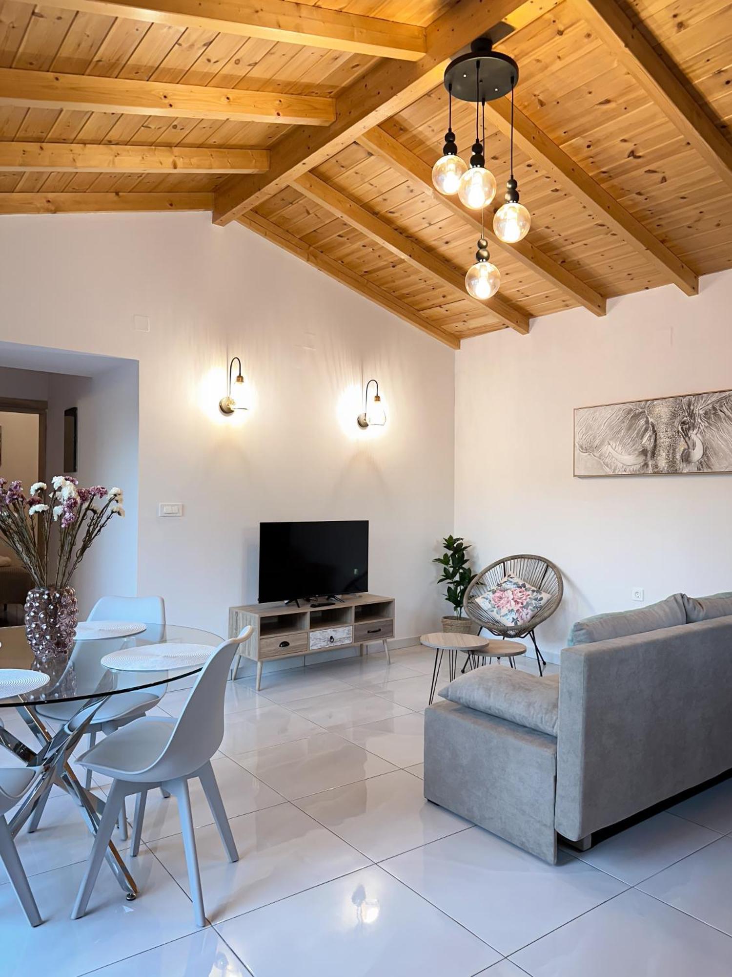 Thetis, The House Appartamento *